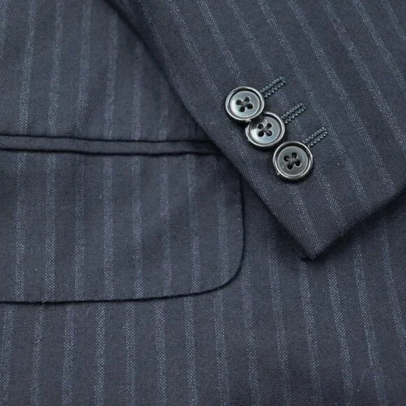 BEAUTIFUL Ermenegildo Zegna Black W/ Gray Stripe Light Flannel Wool Suit 40R 36W